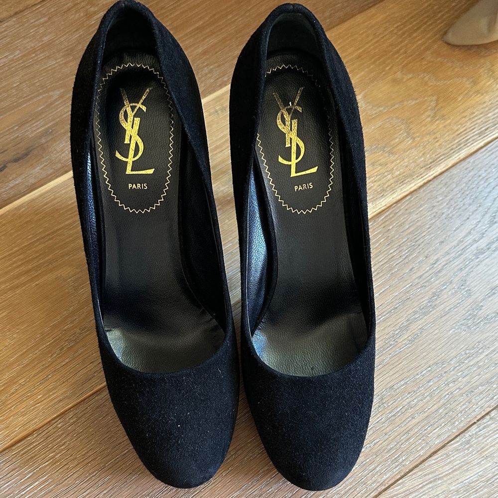 Yves Saint Laurent Black Suede Heels